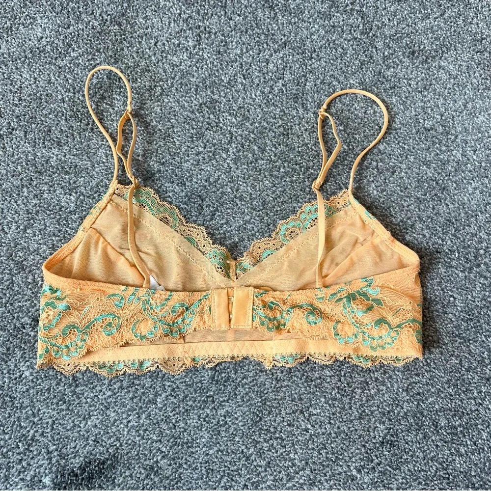 urban outfitters chloe orange lace bralette
